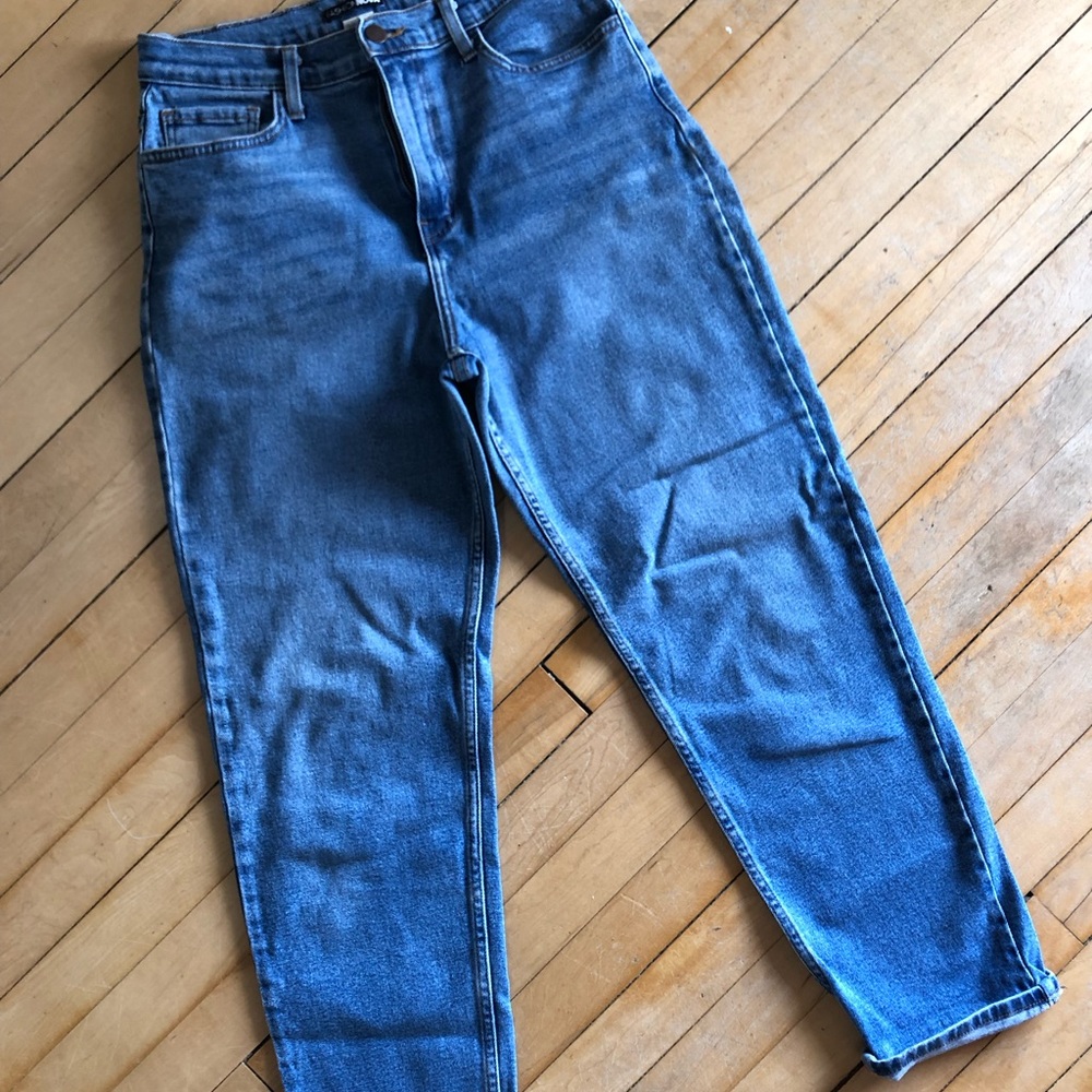 Fashion Nova mom jeans